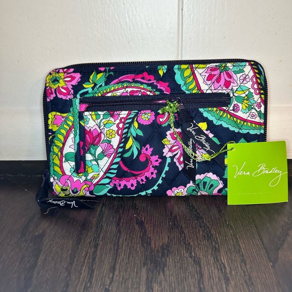 NWT Vera Bradley Retired Pattern Petal Paisley Zip-Around Wallet